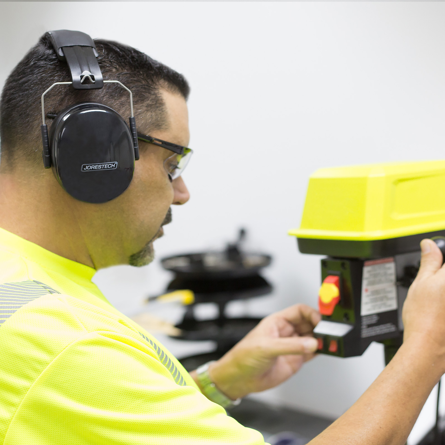 27dB NRR Noise Cancelling Hearing Protection Earmuffs – Adjustable, ANSI Certified