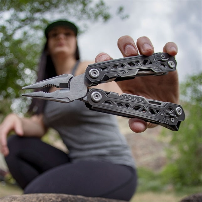 Gerber Truss Multi-Tool – 17-in-1 Full Size Stainless Tool for Techs, Riggers & Crew (Grey)