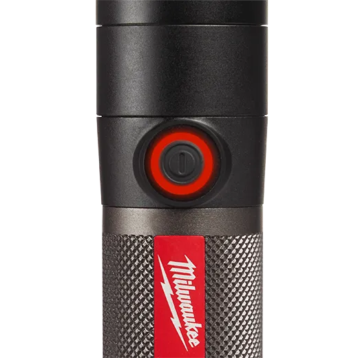 Milwaukee 800 Lumen USB-C Rechargeable Flashlight – TRUEVIEW™, IP67, Clip-On