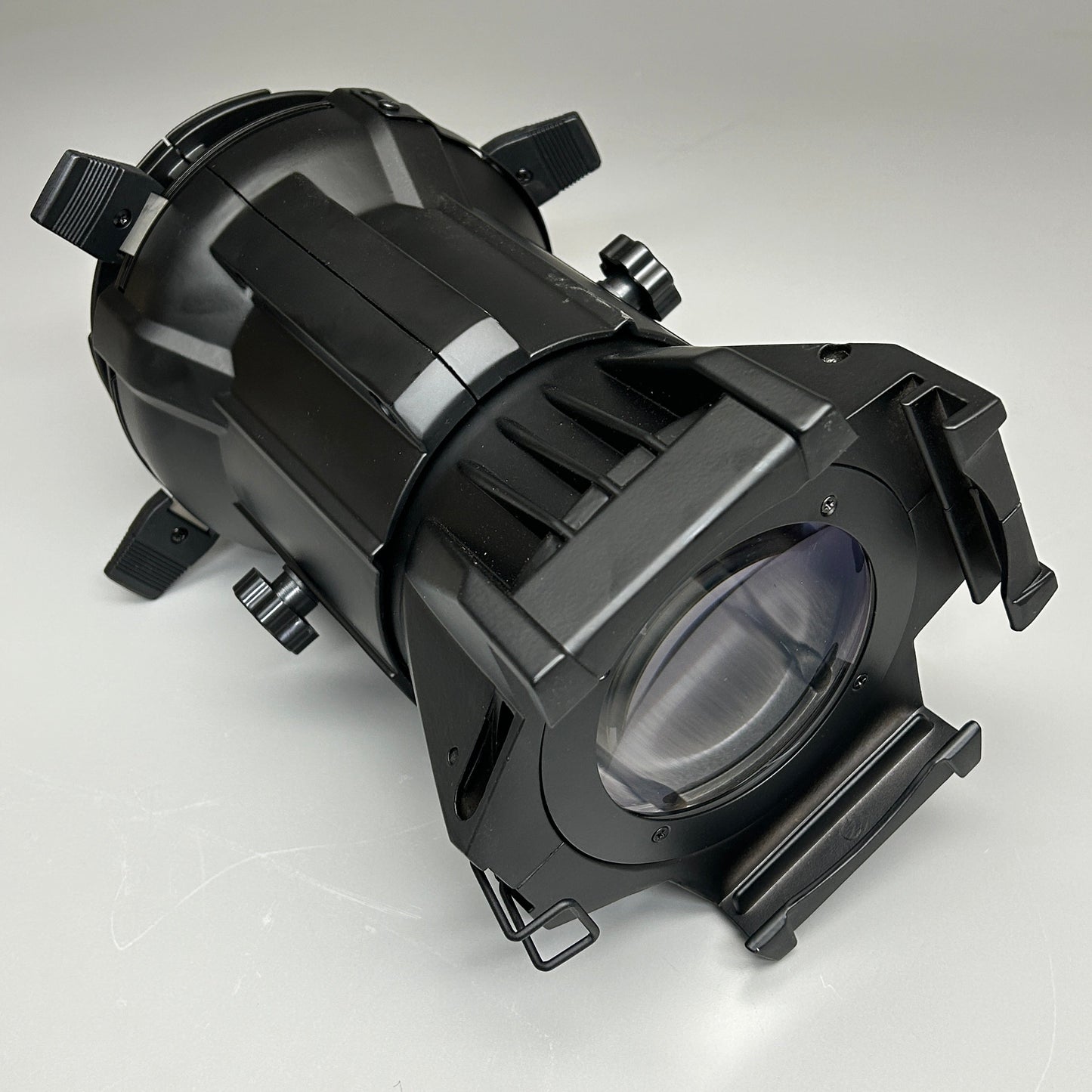 🛒 HIVE Lighting – ETC Source Four Barrel and Lens (19º, Black)